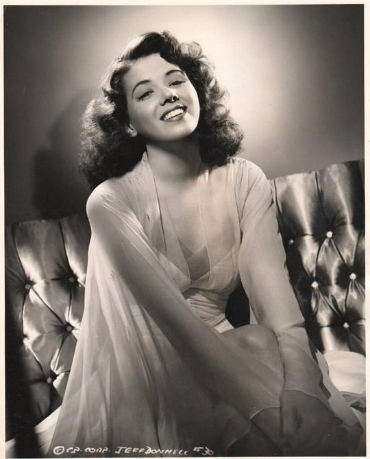 杰芙·唐内尔 Jeff Donnell照片