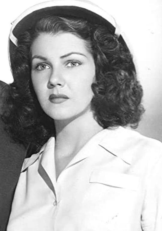 珍妮·贝茨 Jeanne Bates照片