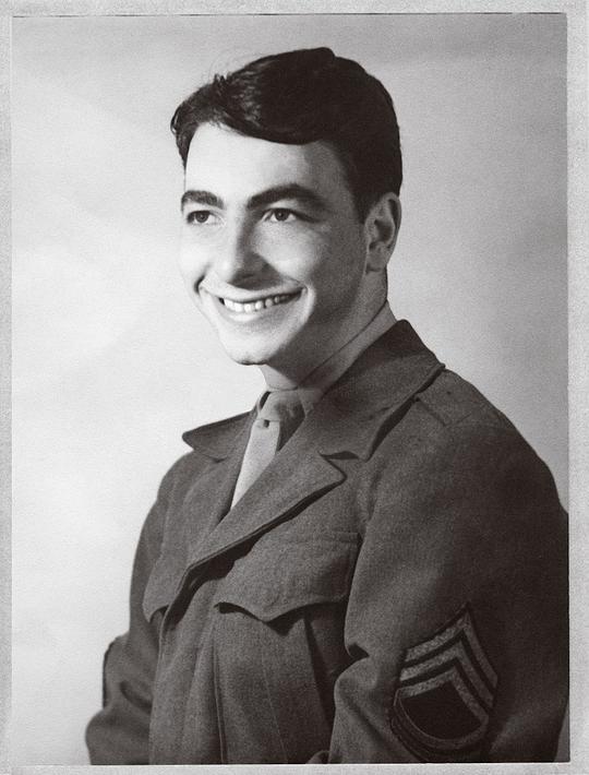 哈罗德·利维斯顿 Harold Livingston照片