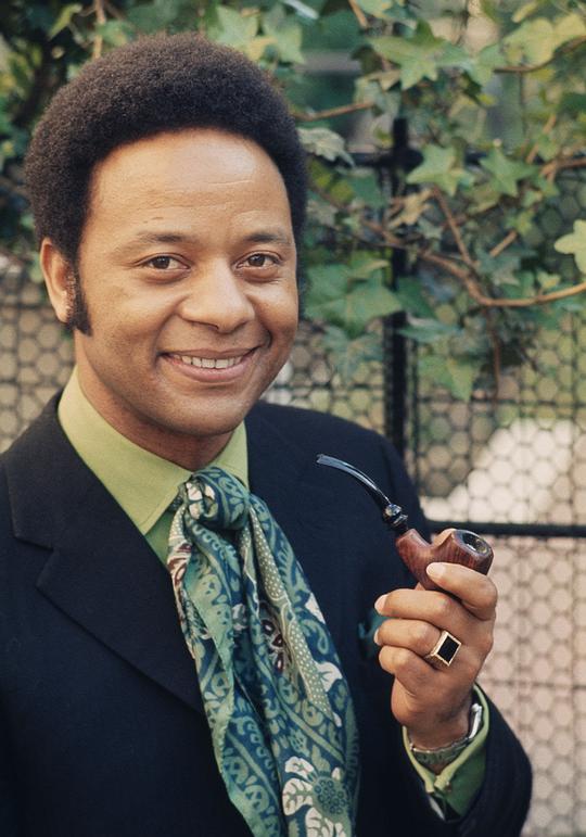 洛恩·萨通 Lon Satton照片