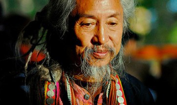 奇拉·塔希米克 Kidlat Tahimik照片