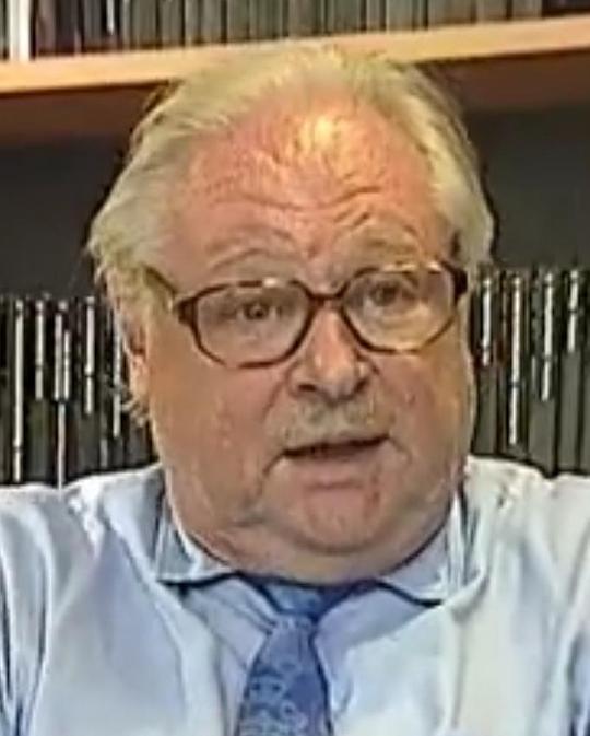 克劳德·德吉弗雷 Claude de Givray照片