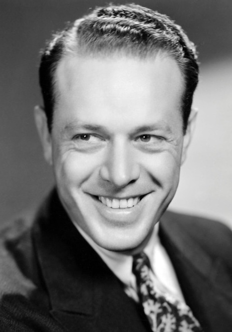 哈维·史蒂芬斯 Harvey Stephens照片