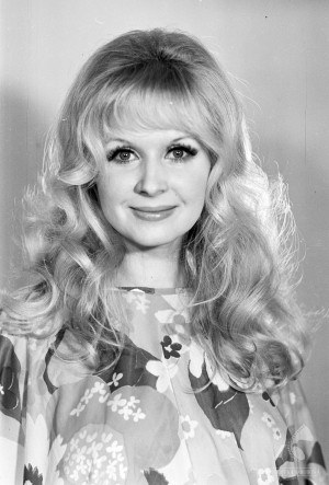 哈利娜·科瓦尔斯卡 Halina Kowalska照片