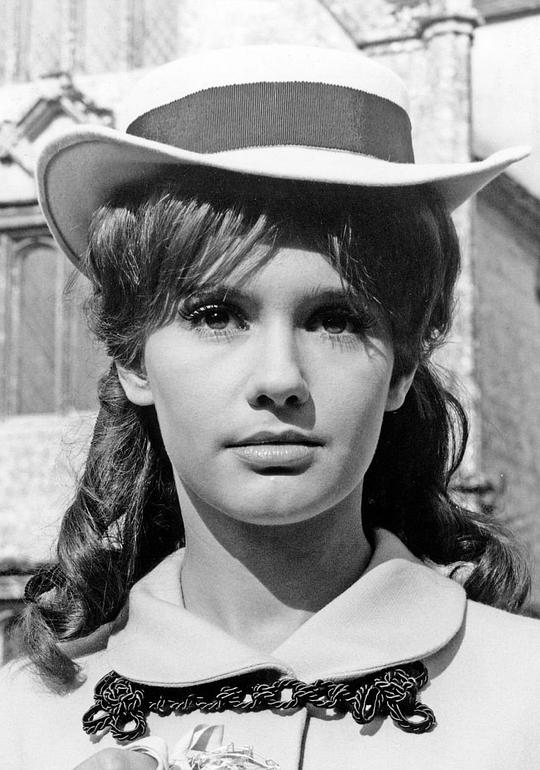 安妮塔·洛克纳 Anita Lochner照片