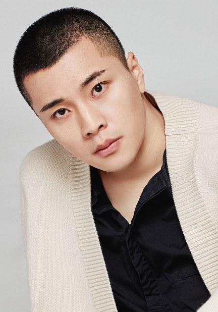 罗威 Wei Luo照片