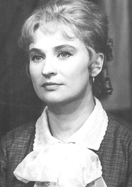 玛格丽特·韦弗斯 Margreth Weivers照片