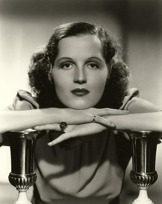 伊迪丝·阿特沃特 Edith Atwater照片