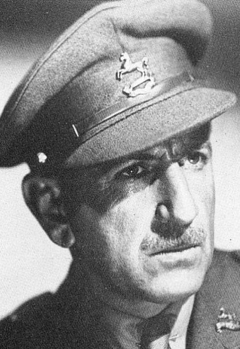 弗兰克·贝克 Frank Baker照片