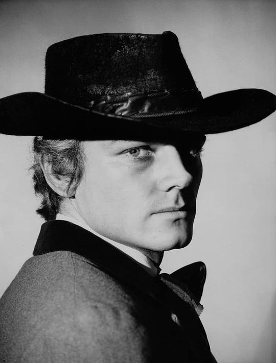 彼得·李·劳伦斯 Peter Lee Lawrence照片