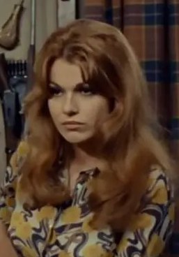 玛丽亚·拉图尔 Maria Latour照片