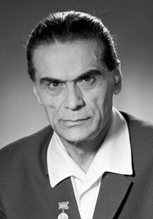 斯巴达克·巴加什维利 Spartak Bagashvili照片