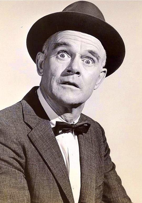 鲍勃·斯威尼 Bob Sweeney照片