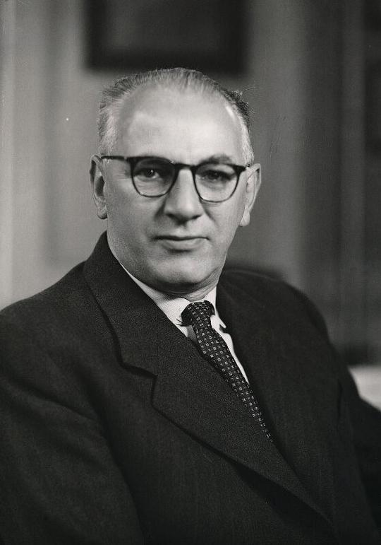 弗兰克·考辛斯 Frank Cousins照片