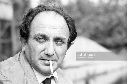 阿方索·加托 Alfonso Gatto照片