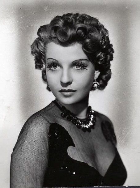 贝蒂·菲尔德 Betty Field照片