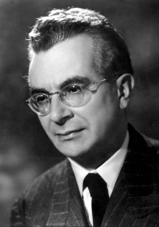 罗歇·佩尔菲特 Roger Peyrefitte照片