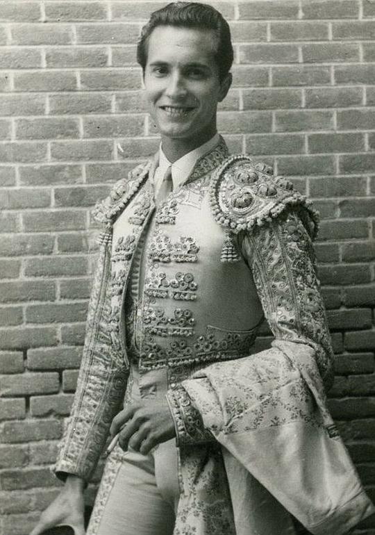 路易斯·米格尔·多明戈 Luis Miguel Dominguín照片