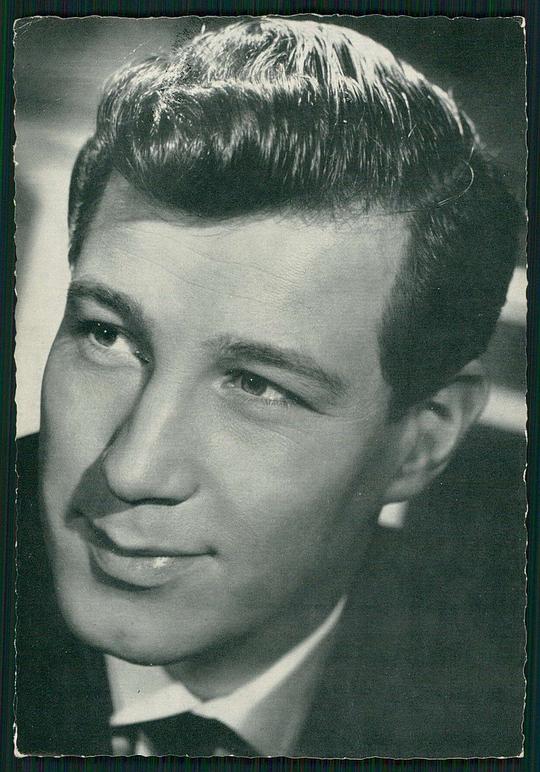 汉斯约格·费尔麦 Hansjörg Felmy照片