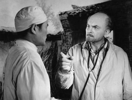 谭宁邦 Gerald Tannebaum照片