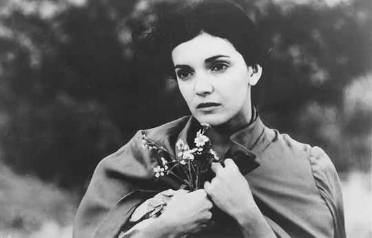 埃丝琳达·努涅斯 Eslinda Núñez照片