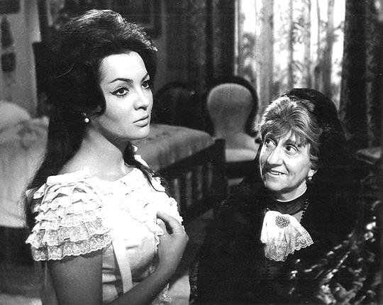 胡利娅·卡瓦·阿尔瓦 Julia Caba Alba照片