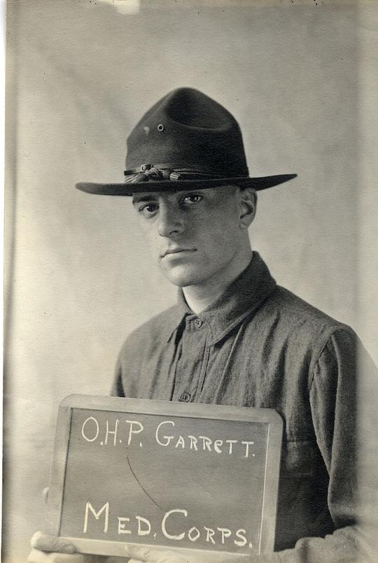 奥利弗·H·P·加勒特 Oliver H.P. Garrett照片