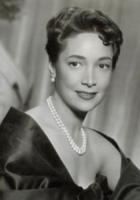 乔伊·派奇 Joy Page照片