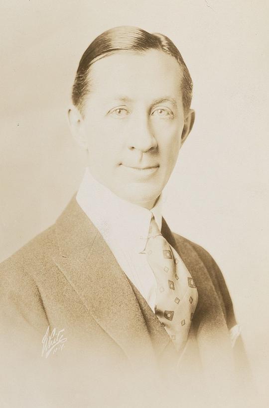 罗伊·阿特威尔 Roy Atwell照片