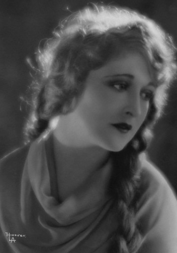 露丝·克利福德 Ruth Clifford照片