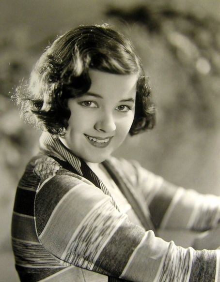 Gertrude Messinger照片