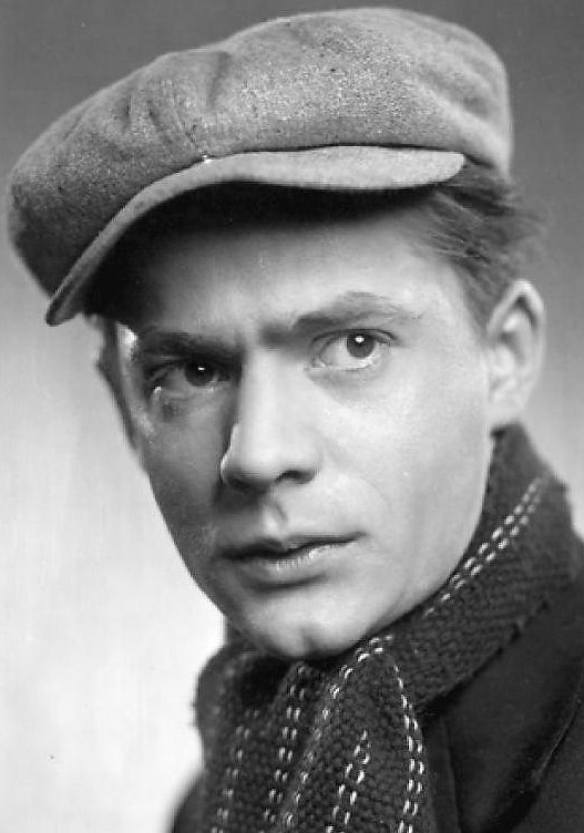 本特·埃切罗特 Bengt Ekerot照片