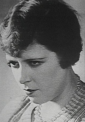 西蒙妮·玛勒伊 Simone Mareuil照片