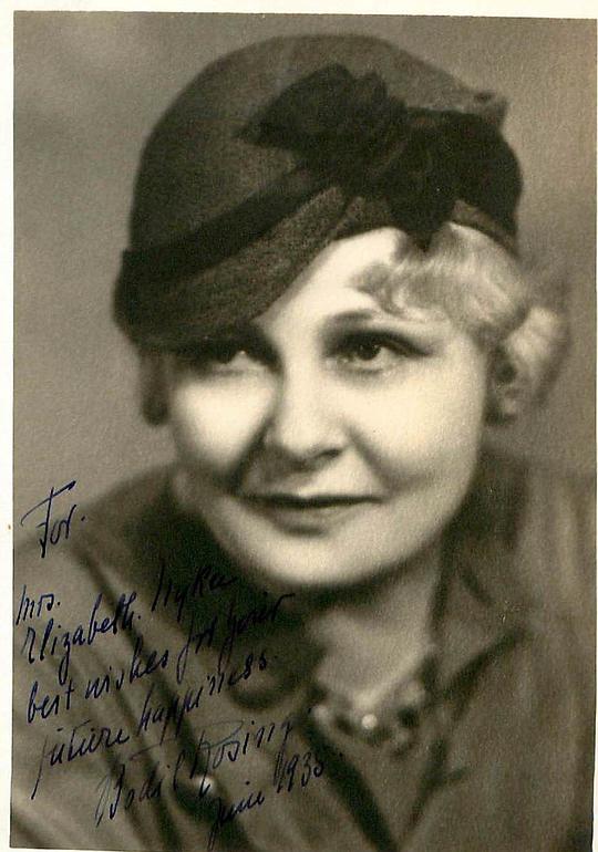 波蒂尔·罗辛 Bodil Rosing照片