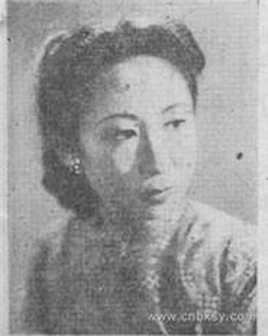 莫愁 Chou Mo照片