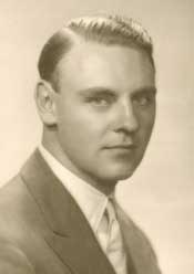 雷蒙德·卡尔 Raymond Carl照片