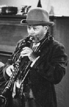 洛亚尔·安德伍德 Loyal Underwood照片