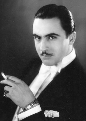 恩里克·里韦罗斯 Enrique Riveros照片