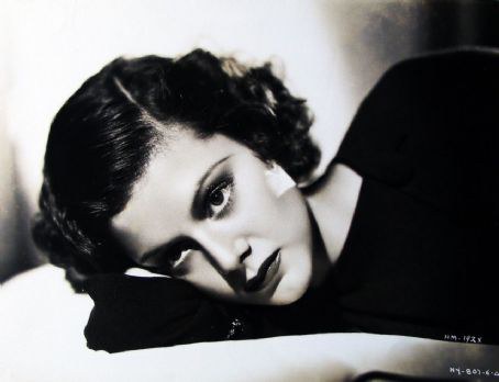 海伦·马克 Helen Mack照片