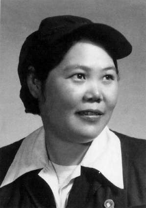 杨沫 Mo Yang照片