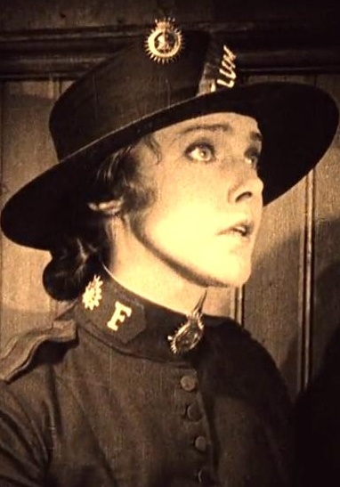 阿斯特里德·霍尔姆 Astrid Holm照片