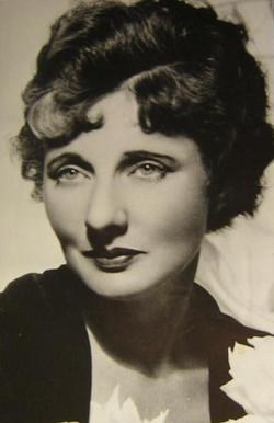 贝蒂·布莱丝 Betty Blythe照片