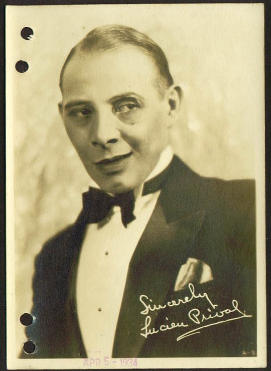 卢西恩·普里瓦尔 Lucien Prival照片