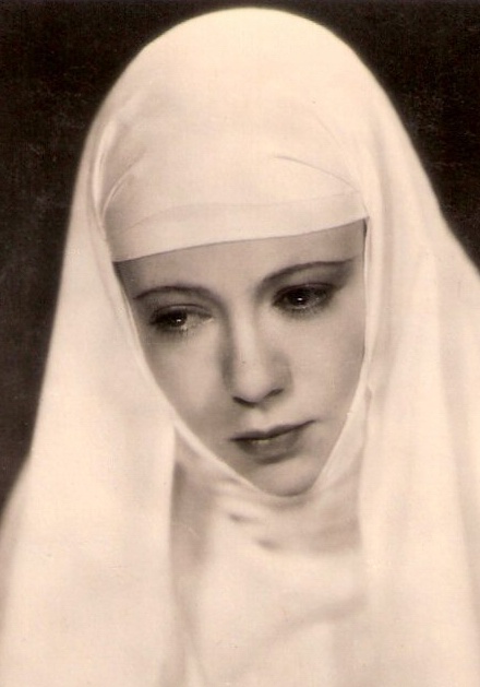 赫塔·提勒 Hertha Thiele照片