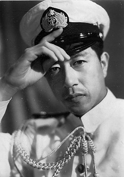 伊豆肇 Hajime Izu照片