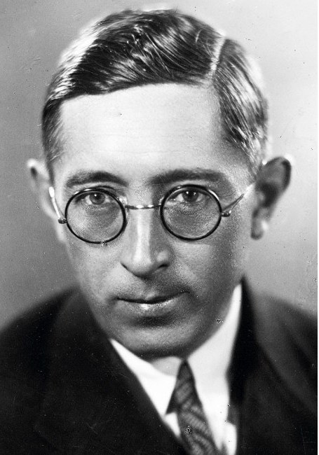 鲍里斯·拉夫列尼约夫 Boris Lavrenyov照片