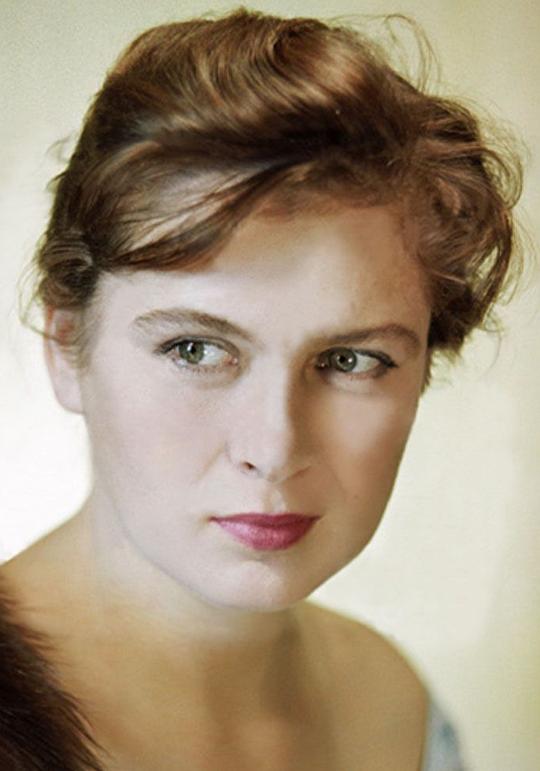 伊佐尔达·伊兹维茨卡娅 Izolda Izvitskaya照片