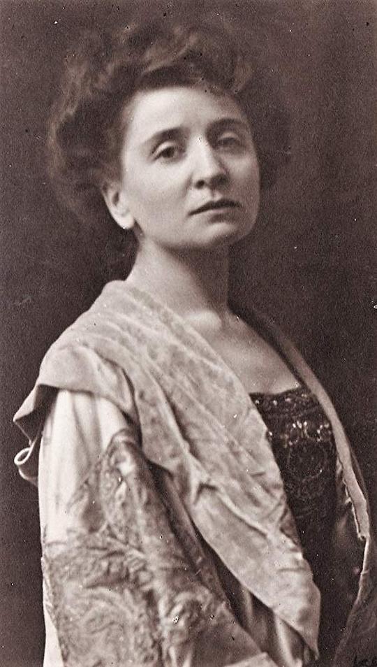 埃玛·格拉马蒂卡 Emma Gramatica照片