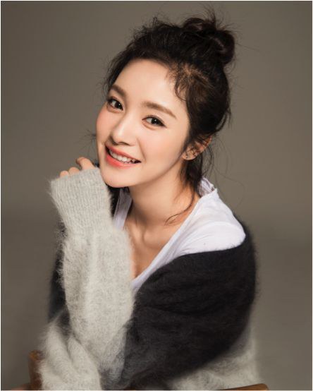 杨悦心 Yuexin Yang照片