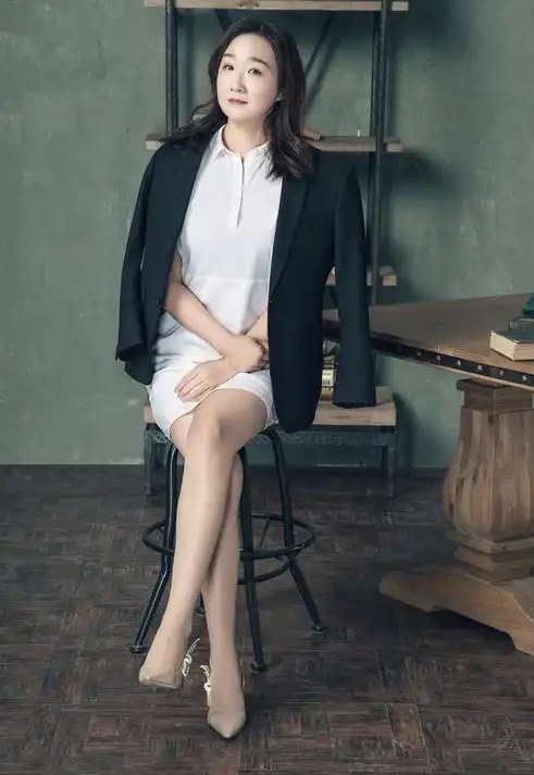 王跃燕 Yueyan Wang照片